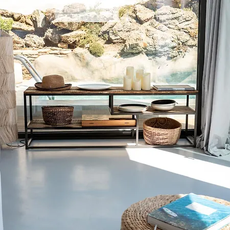 Xylo Tinos Private Pool & Sea View וילה קיוניה