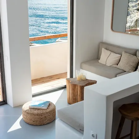 Xylo Tinos Private Pool & Sea View וילה